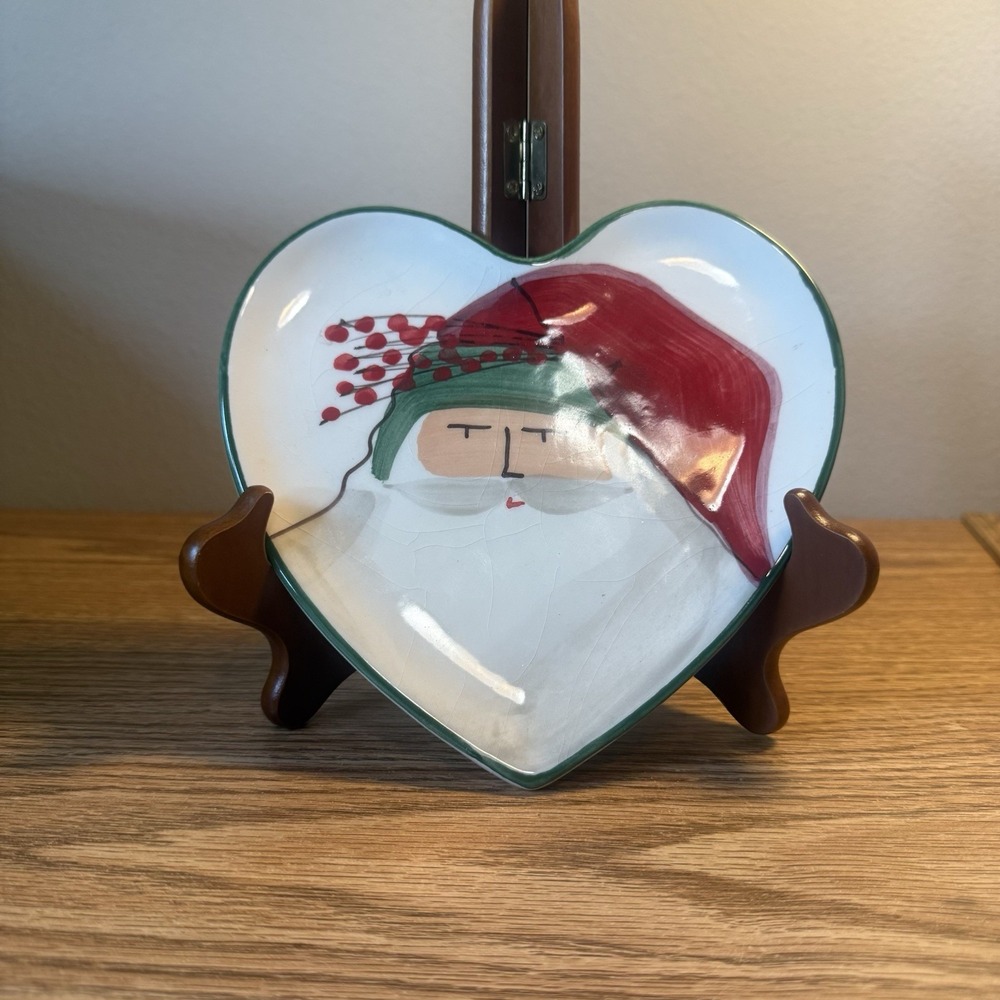 Hand Crafted‎ Heart Santa Plate By Verti